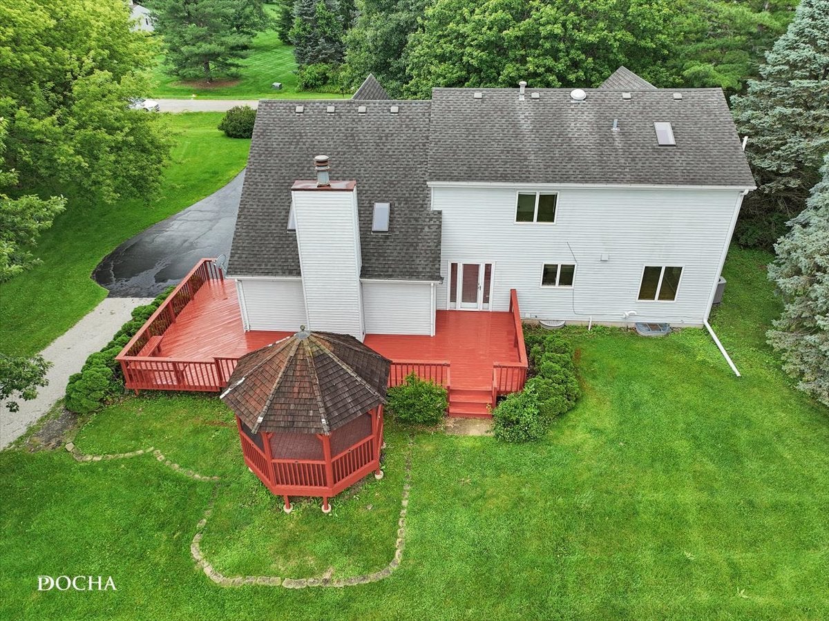 6N777 Palomino Drive