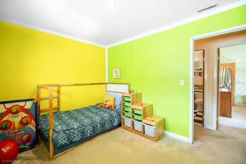 Tiny photo for 1720 N CHESTNUT Avenue, Arlington Heights, IL 60004 (MLS # 12639174)
