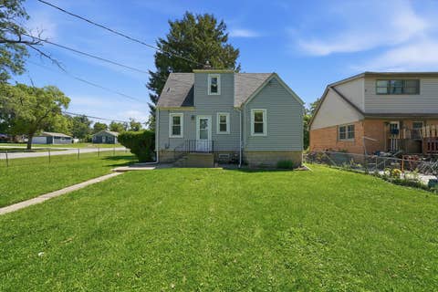 Tiny photo for 11800 S Ridgeway Avenue, Alsip, IL 60803 (MLS # 12724402)