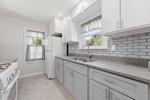 Tiny photo for 11800 S Ridgeway Avenue, Alsip, IL 60803 (MLS # 12724402)
