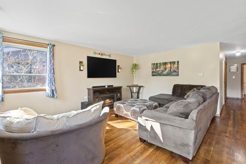 Tiny photo for 12828 Terrace Lane, Crestwood, IL 60418 (MLS # 12474224)