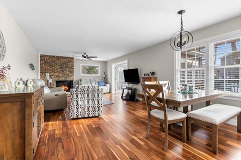 Tiny photo for 509 E Monterey Road, Palatine, IL 60074 (MLS # 12535774)