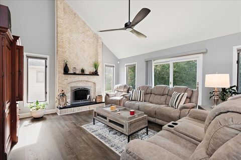 Tiny photo for 16609 W Saddlewood Drive, Lockport, IL 60441 (MLS # 12452688)