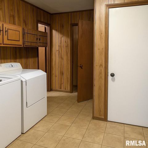 Tiny photo for 718 Karbers Ridge Road, Elizabethtown, IL 62931 (MLS # EB460367)