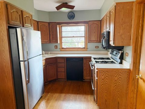Tiny photo for 231 S Princeton Avenue, Arlington Heights, IL 60005 (MLS # 12621069)
