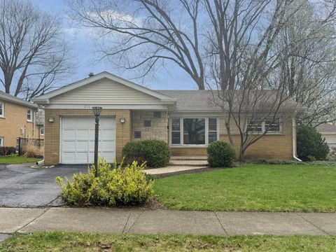 Photo of 231 S Princeton Avenue, Arlington Heights, IL 60005 (MLS # 12621069)