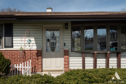 Tiny photo for 520 Glendale Lane, Hoffman Estates, IL 60169 (MLS # 12592535)