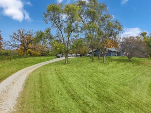Tiny photo for 7822 N Pillow Hill Road N, Spring Grove, IL 60081 (MLS # 12481272)