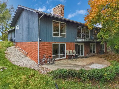 Tiny photo for 7822 N Pillow Hill Road N, Spring Grove, IL 60081 (MLS # 12481272)