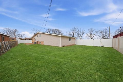 Tiny photo for 10725 S Rutherford Avenue, Worth, IL 60482 (MLS # 12575270)