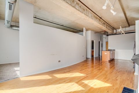 Tiny photo for 6 S LAFLIN Street #923, Chicago, IL 60607 (MLS # 12579736)