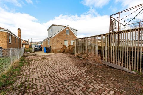 Tiny photo for 8009 S Kolin Avenue, Chicago, IL 60652 (MLS # 12596119)