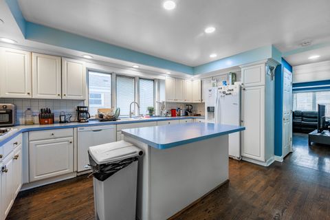 Tiny photo for 8009 S Kolin Avenue, Chicago, IL 60652 (MLS # 12596119)