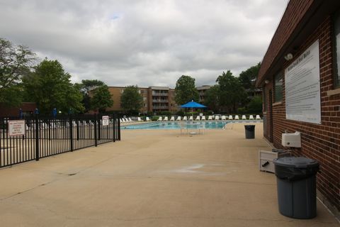 Tiny photo for 245 S Park Lane #122, Palatine, IL 60074 (MLS # 12455558)