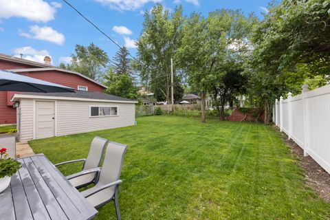 Tiny photo for 5244 Benton Avenue, Downers Grove, IL 60515 (MLS # 12626158)