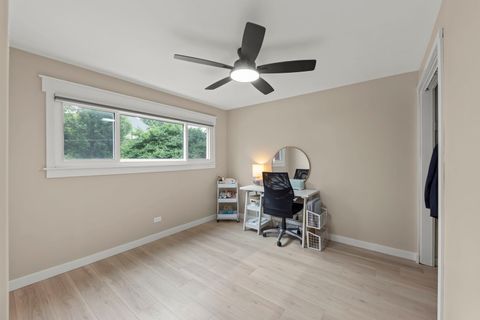 Tiny photo for 5244 Benton Avenue, Downers Grove, IL 60515 (MLS # 12626158)