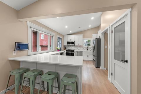 Tiny photo for 5244 Benton Avenue, Downers Grove, IL 60515 (MLS # 12626158)