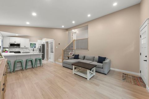 Tiny photo for 5244 Benton Avenue, Downers Grove, IL 60515 (MLS # 12626158)