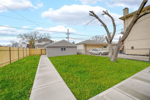 Tiny photo for 2130 N 74th Court, Elmwood Park, IL 60707 (MLS # 12576497)