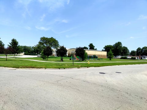 Tiny photo for 16068 Richmond Avenue, Markham, IL 60428 (MLS # 12739316)