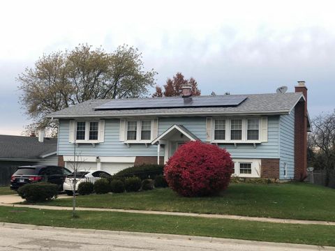 Photo of 1200 Glen Lane, Hoffman Estates, IL 60169 (MLS # 12531982)