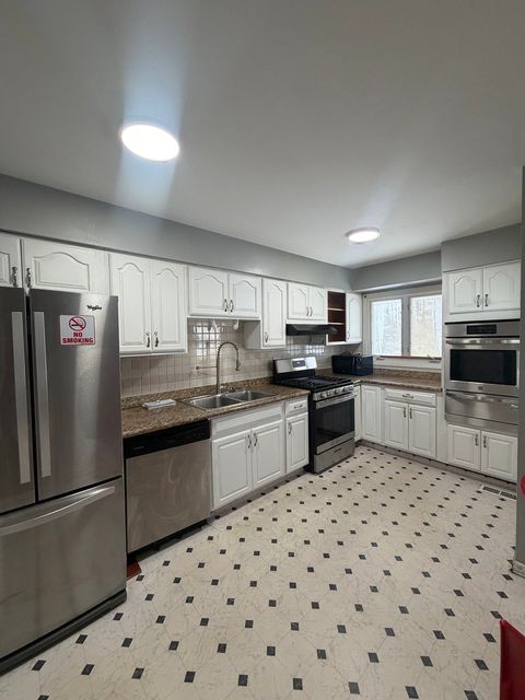 Tiny photo for 1200 Glen Lane, Hoffman Estates, IL 60169 (MLS # 12531982)