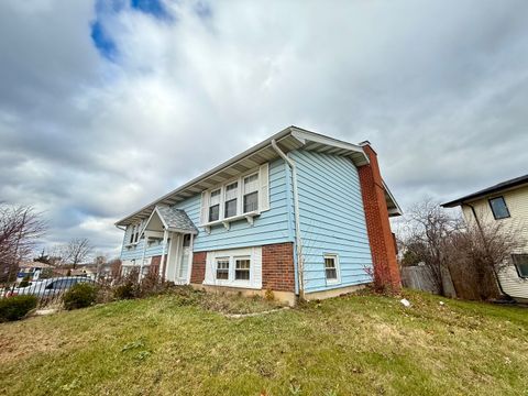 Tiny photo for 1200 Glen Lane, Hoffman Estates, IL 60169 (MLS # 12531982)