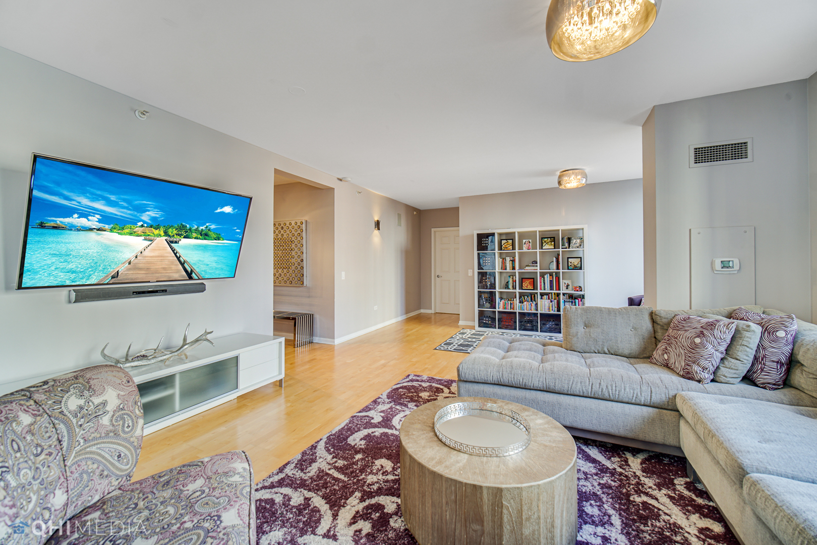 635 N Dearborn Street 1105