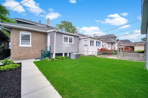 Tiny photo for 9420 S Saint Lawrence Avenue, Chicago, IL 60619 (MLS # 12687983)