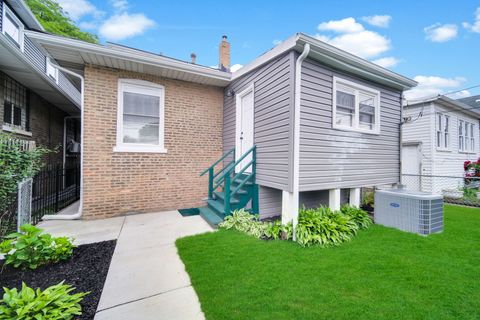 Tiny photo for 9420 S Saint Lawrence Avenue, Chicago, IL 60619 (MLS # 12687983)