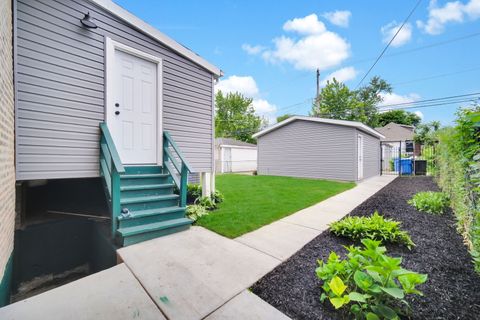 Tiny photo for 9420 S Saint Lawrence Avenue, Chicago, IL 60619 (MLS # 12687983)