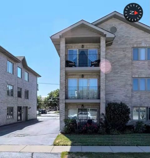 Tiny photo for 10620 Central Avenue #2A, Chicago Ridge, IL 60415 (MLS # 12507310)