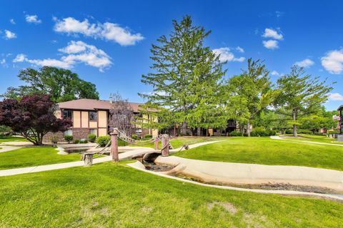 Tiny photo for 1720 Lakecliffe Drive #A, Wheaton, IL 60189 (MLS # 12648653)