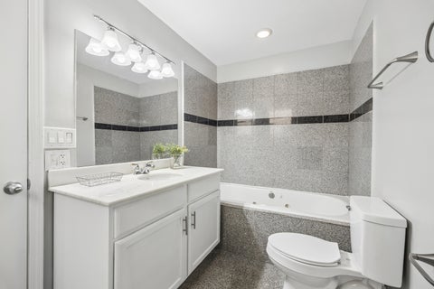 Tiny photo for Chicago, IL 60637 (MLS # 12675633)