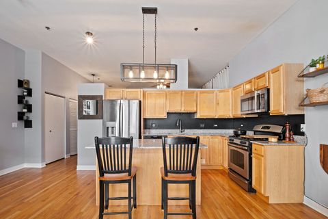 Tiny photo for 2 S Leavitt Street #206, Chicago, IL 60612 (MLS # 12493214)