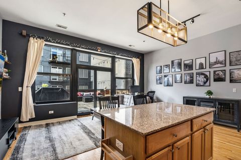 Tiny photo for 2 S Leavitt Street #206, Chicago, IL 60612 (MLS # 12493214)
