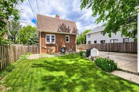 Tiny photo for 15 W Ann Street, Lombard, IL 60148 (MLS # 12730362)