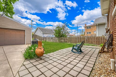 Tiny photo for 15 W Ann Street, Lombard, IL 60148 (MLS # 12730362)