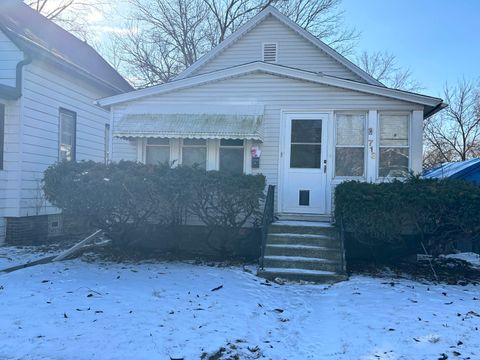 Photo of 713 E 144th Street, Dolton, IL 60419 (MLS # 12598749)