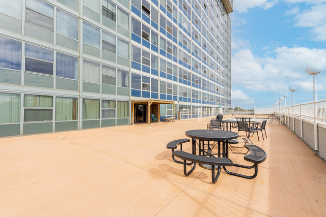 7234 W North Avenue 1902