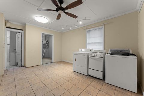 Tiny photo for 1412 W Clark Street, Champaign, IL 61821 (MLS # 12590686)