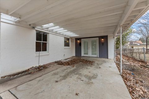 Tiny photo for 1412 W Clark Street, Champaign, IL 61821 (MLS # 12590686)