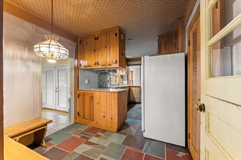 Tiny photo for 1412 W Clark Street, Champaign, IL 61821 (MLS # 12590686)