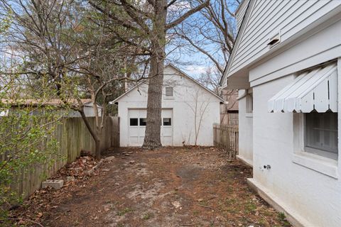 Tiny photo for 1412 W Clark Street, Champaign, IL 61821 (MLS # 12590686)