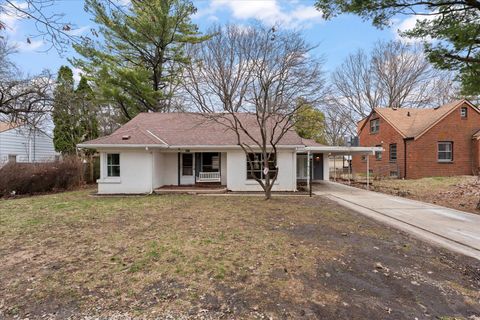 Tiny photo for 1412 W Clark Street, Champaign, IL 61821 (MLS # 12590686)