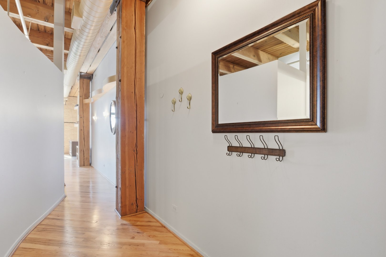 1250 W VAN BUREN Street 313
