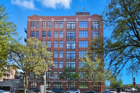 1250 W VAN BUREN Street 313 Chicago IL 60607