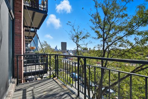 Tiny photo for 1250 W VAN BUREN Street #313, Chicago, IL 60607 (MLS # 12494871)