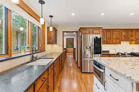 Tiny photo for 390 Grandview Avenue, Glen Ellyn, IL 60137 (MLS # 12738431)