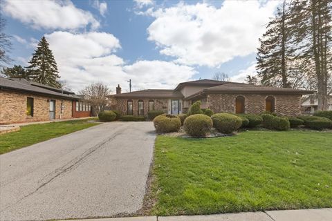Tiny photo for 16533 Louis Avenue, South Holland, IL 60473 (MLS # 12618733)